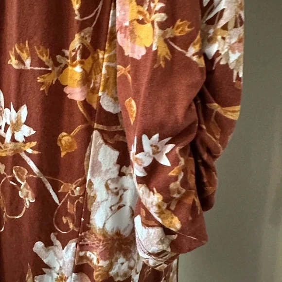 New Directions High Low Button Front Tunic - Picture 4 of 6